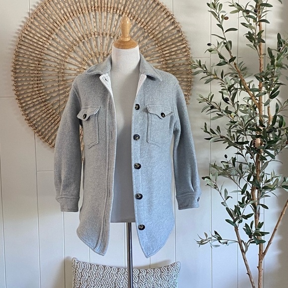 Wilfred Free Aritzia The Ganna Shirt Jacket light grey Size XS - Picture 3 of 10
